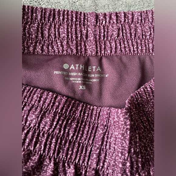 Athleta Printed Mesh Racer Run Shorts 4” - Picture 5 of 6